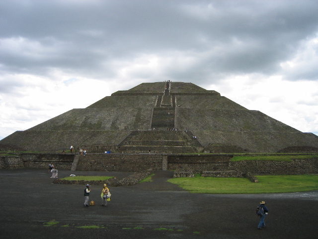 teotihuacan_02.jpg
